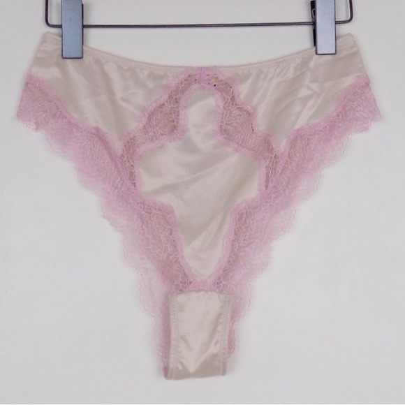 Victoria Secret High Hip lingerie - Picture 2 of 3